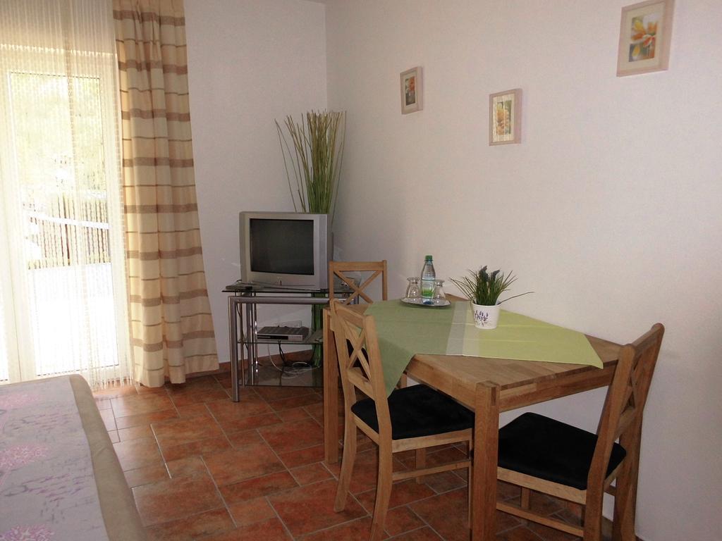 Ferienhaus Kiesel Bad Bocklet Exteriör bild